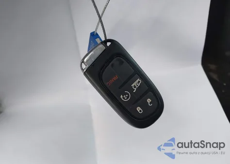 2014 Jeep Cherokee Limited из США, поврежденный, VIN 1C4PJMDS7EW129100